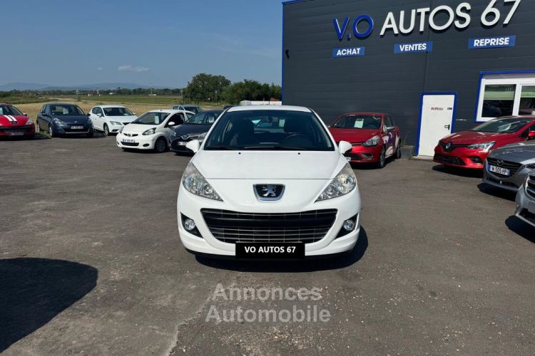 Peugeot 207 1.4 VTI Forever - <small></small> 5.750 € <small>TTC</small> - #1