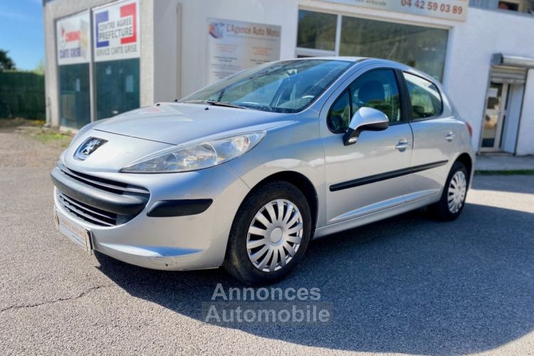 Peugeot 207 1.4e 75ch Urban - <small></small> 3.990 € <small>TTC</small> - #1