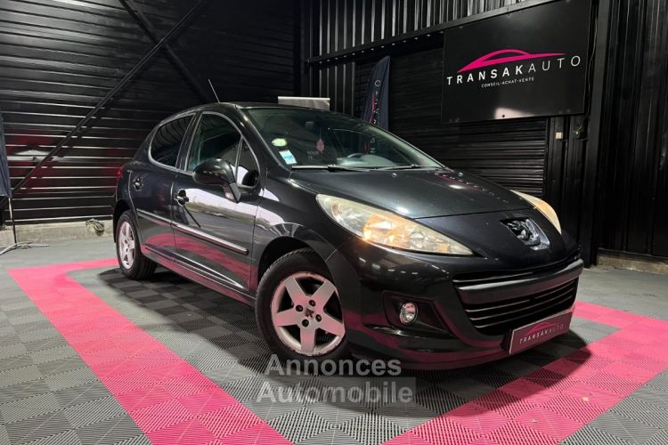 Peugeot 207 1.4e 90ch premium 2-tronic - <small></small> 6.490 € <small>TTC</small> - #1