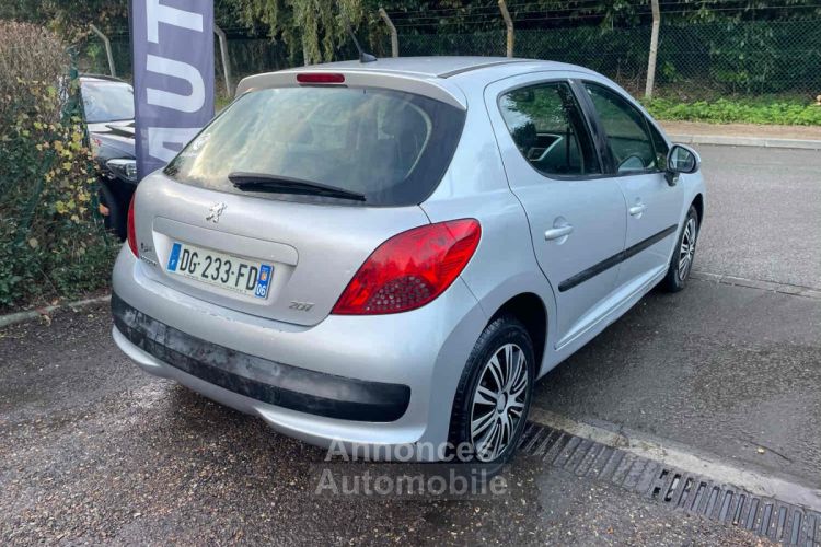 Peugeot 207 1.4HDI 75CV - <small></small> 2.990 € <small>TTC</small> - #13