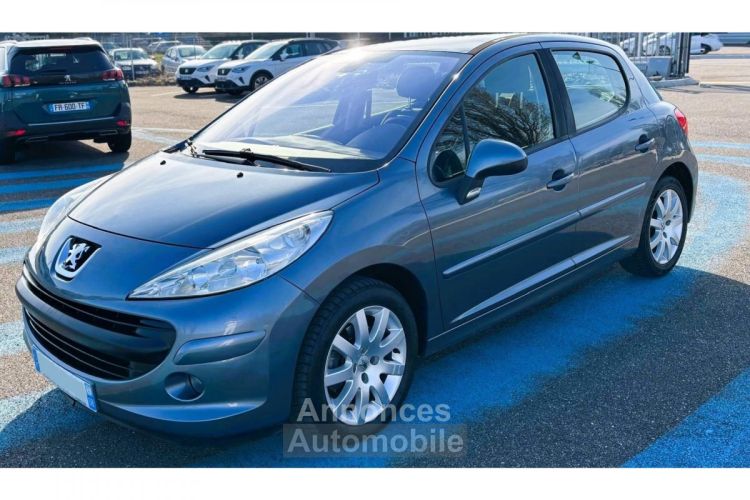 Peugeot 207 1.4i Exécutive - <small></small> 4.990 € <small>TTC</small> - #2