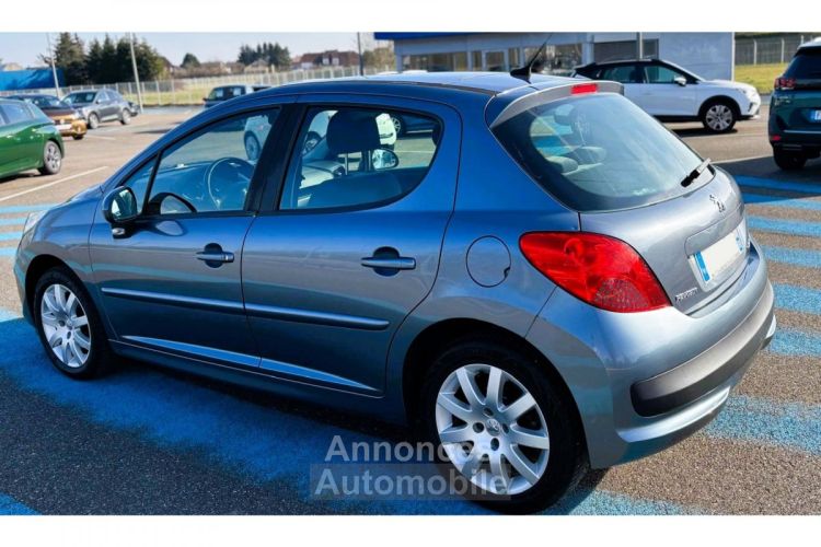 Peugeot 207 1.4i Exécutive - <small></small> 4.990 € <small>TTC</small> - #4