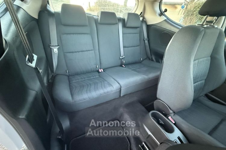 Peugeot 207 1.4i 16v 90ch (6 cv) 5 portes BVM5 Gris Urban 2006 + 94000KM CLIM GARANTIE - <small></small> 5.500 € <small>TTC</small> - #11