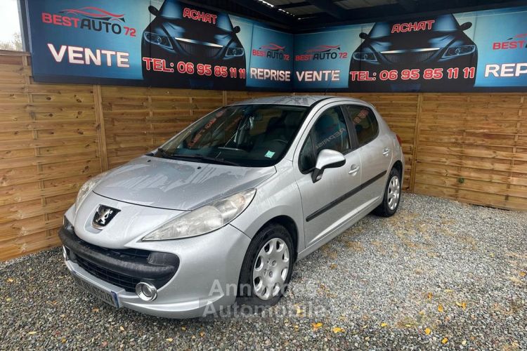 Peugeot 207 1.4i 75CH Premium - <small></small> 4.990 € <small>TTC</small> - #1