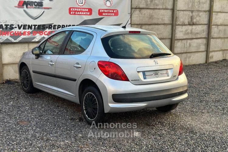 Peugeot 207 1.4L ESSENCE - <small></small> 4.490 € <small>TTC</small> - #3