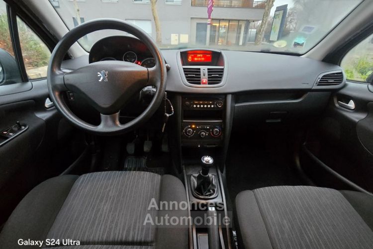 Peugeot 207 1.4l hdi 70ch 107 000km GARANTIE - <small></small> 4.990 € <small>TTC</small> - #3