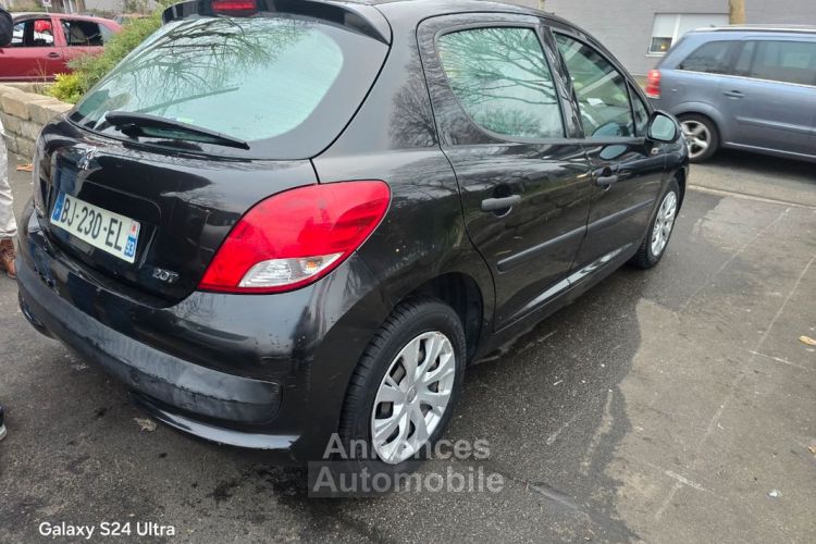 Peugeot 207 1.4l hdi 70ch 107 000km GARANTIE - <small></small> 4.990 € <small>TTC</small> - #5