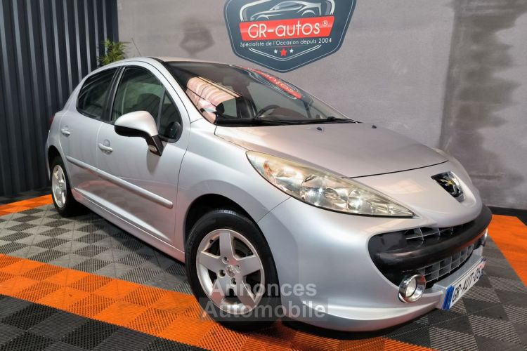 Peugeot 207 1.4l VTI STYLE 95ch 157000km garantie 6 mois CLIM RADAR DE RECUL - <small></small> 4.300 € <small>TTC</small> - #1