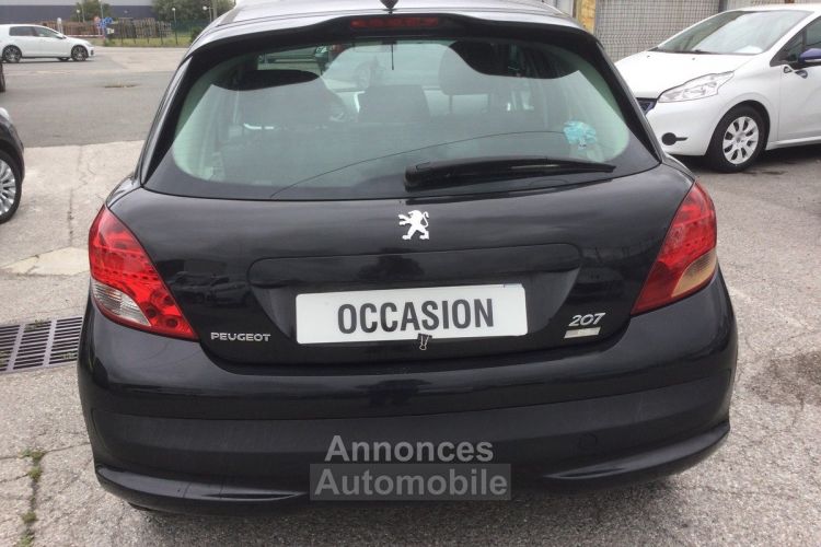 Peugeot 207 1.6  DIESEL TANDENCE petit prix - <small></small> 3.950 € <small>TTC</small> - #7