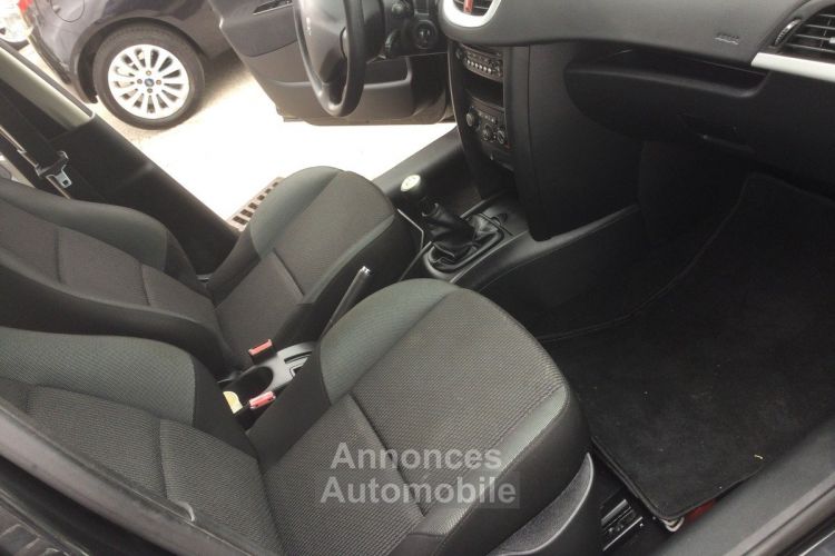 Peugeot 207 1.6  DIESEL TANDENCE petit prix - <small></small> 3.950 € <small>TTC</small> - #14