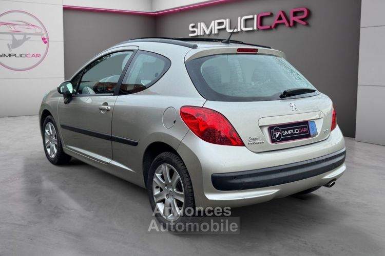 Peugeot 207 1.6 16v 110ch Sport / Toit Ouvrant / 2ème main - <small></small> 4.990 € <small>TTC</small> - #7