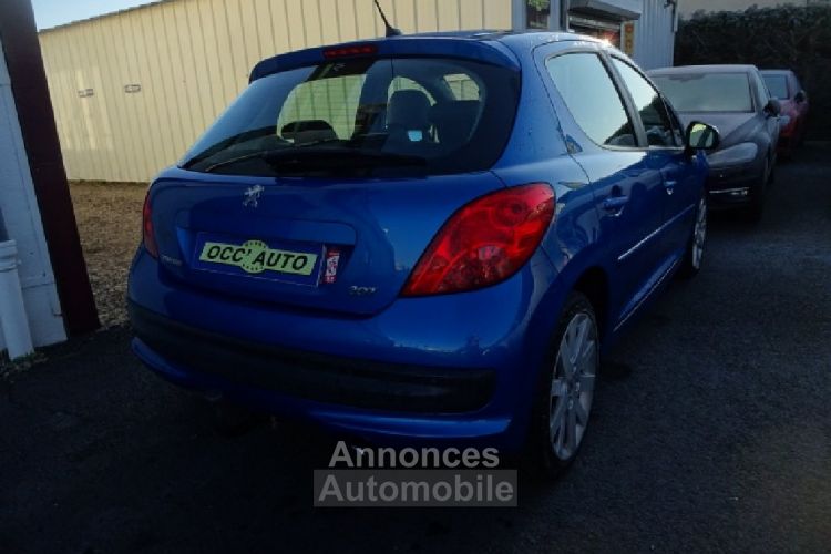 Peugeot 207 1.6 HDi 16v 110ch Griffe - <small></small> 5.490 € <small>TTC</small> - #4