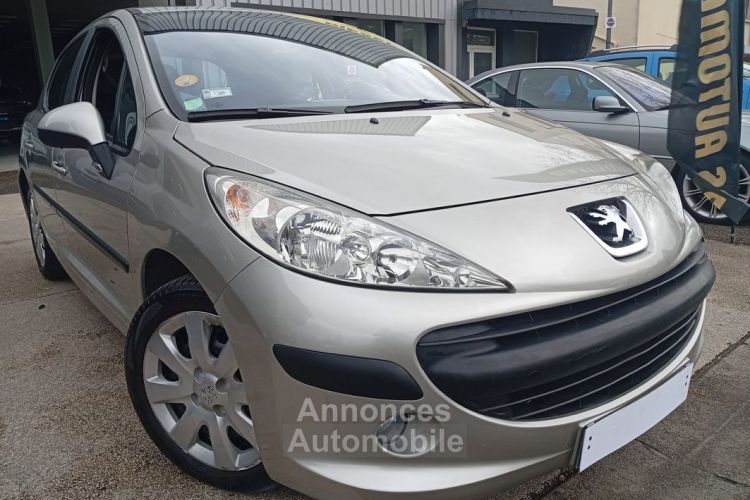 Peugeot 207 1.6 hdi 90cv 130.000klm clim régulateur 5portes garantie 12 mois 4990 - <small></small> 4.990 € <small>TTC</small> - #2