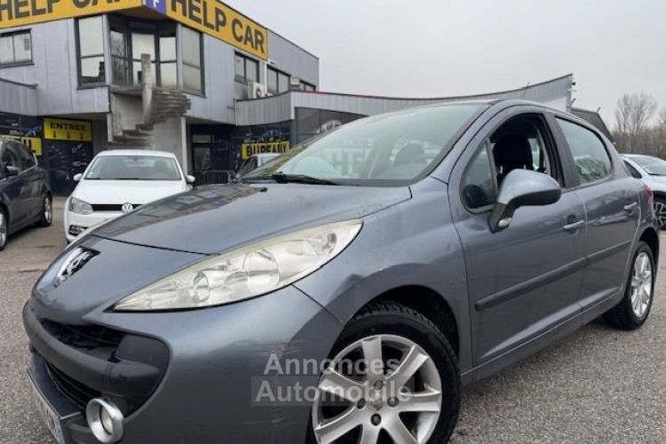 Peugeot 207 1.6 HDI90 PREMIUM 5P - <small></small> 5.490 € <small>TTC</small> - #1