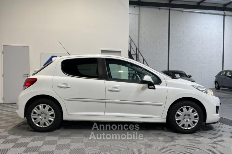 Peugeot 207 1.6 VTi 120CH Allure - GARANTIE 6 MOIS - <small></small> 7.490 € <small>TTC</small> - #9