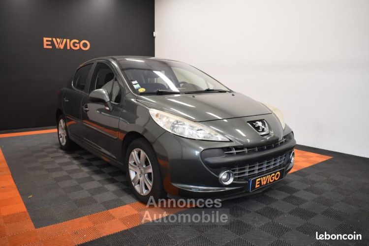 Peugeot 207 1.6 VTI 120ch PREMIUM SUIVI GARANTIE 6 A 36 MOIS - <small></small> 4.790 € <small>TTC</small> - #1