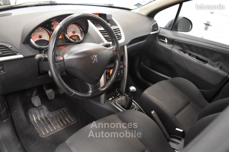 Peugeot 207 1.6 VTI 120ch PREMIUM SUIVI GARANTIE 6 A 36 MOIS - <small></small> 4.790 € <small>TTC</small> - #7