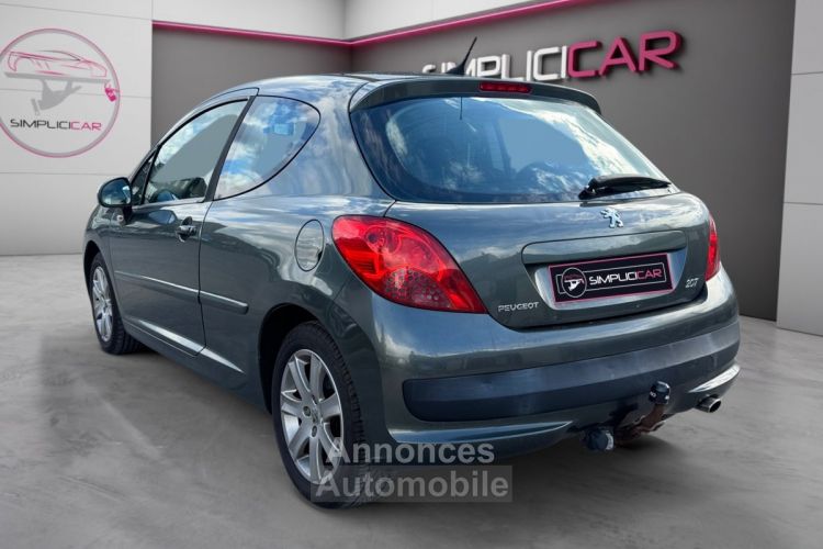 Peugeot 207 1.6 VTi 16V 120ch Premium Pack Automatique / Panoramique - <small></small> 5.990 € <small>TTC</small> - #6