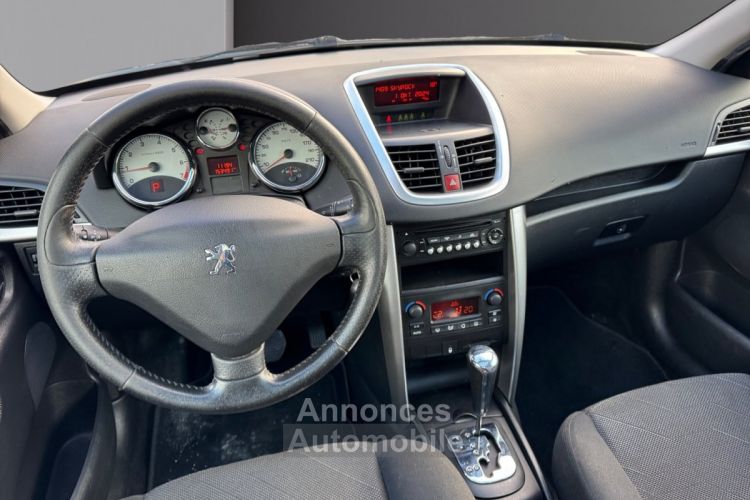 Peugeot 207 1.6 VTi 16V 120ch Premium Pack Automatique / Panoramique - <small></small> 5.990 € <small>TTC</small> - #8