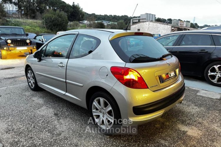 Peugeot 207 1.6 VTi 16V BERLINE Premium Pack PHASE 1 - <small></small> 4.990 € <small>TTC</small> - #9