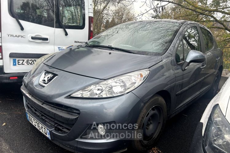 Peugeot 207 1,6 vti problème moteur voyant moteur - <small></small> 2.490 € <small>TTC</small> - #1