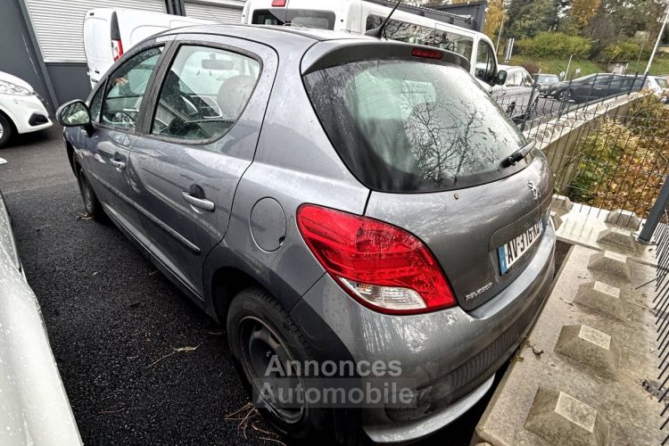 Peugeot 207 1,6 vti problème moteur voyant moteur - <small></small> 2.490 € <small>TTC</small> - #3