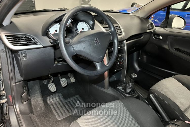 Peugeot 207 - <small></small> 8.490 € <small>TTC</small> - #24