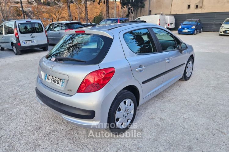 Peugeot 207 ACTIVE 1.4 HDI 70 CH - <small></small> 4.990 € <small>TTC</small> - #3