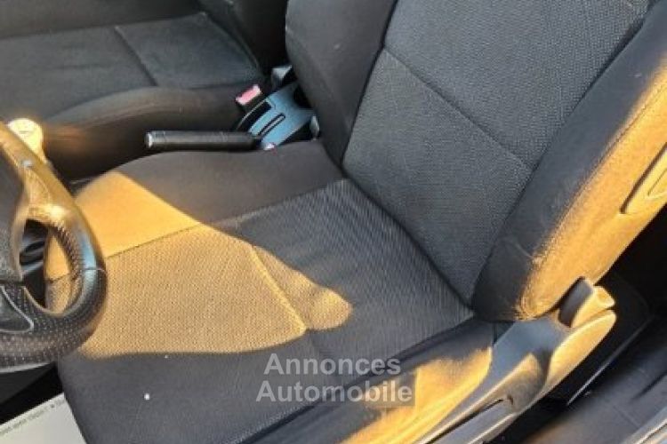 Peugeot 207 Affaire Pack CD Clim - <small></small> 4.490 € <small>TTC</small> - #15