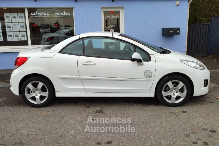 Peugeot 207 CC 1.6 HDI 110 Série 64 - <small></small> 8.490 € <small>TTC</small> - #8