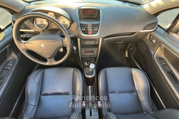 Peugeot 207 CC 1.6 hdi 112cv feline - garantie 12 mois - <small></small> 7.990 € <small>TTC</small> - #18