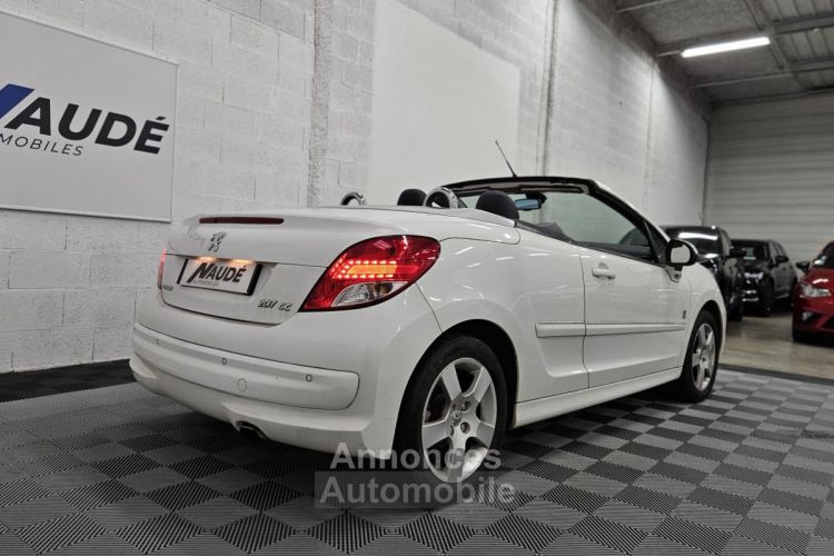 Peugeot 207 CC 1.6 THP 156 CH Féline Swiss Edition  - GARANTIE 6 MOIS - <small></small> 7.990 € <small>TTC</small> - #7