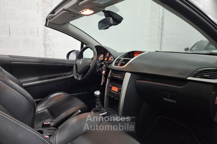 Peugeot 207 CC 1.6 THP 156 CH Féline Swiss Edition  - GARANTIE 6 MOIS - <small></small> 7.990 € <small>TTC</small> - #16