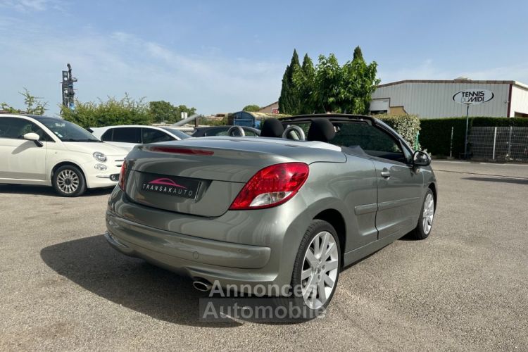 Peugeot 207 CC 1.6 VTi 120ch Sport RÉGULATEUR + CLIM AUTO BIZONE + RADARS DE RECUL + CHAINE DE DISTIB - <small></small> 4.980 € <small>TTC</small> - #22