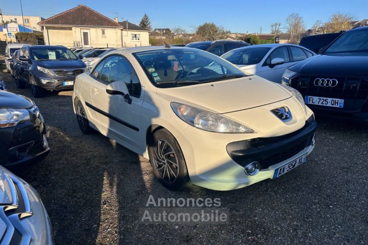 Peugeot 207 CC 1.6i 16V Griffe A - <small></small> 3.990 € <small>TTC</small> - #2