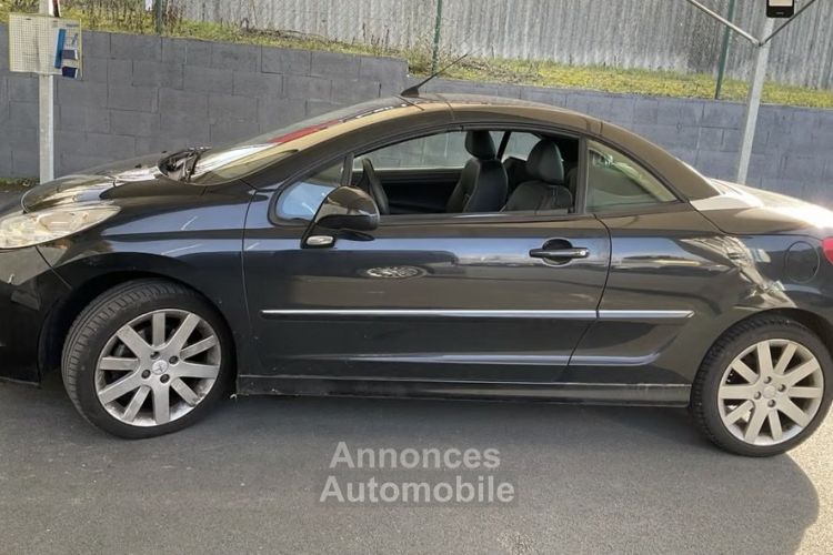 Peugeot 207 CC CABRIOLET FELINE 1.6 HDI 112 Cv 1ERE MAIN 47 100 Kms CUIR GPS CRIT AIR 2 Garantie1an - <small></small> 11.970 € <small>TTC</small> - #8