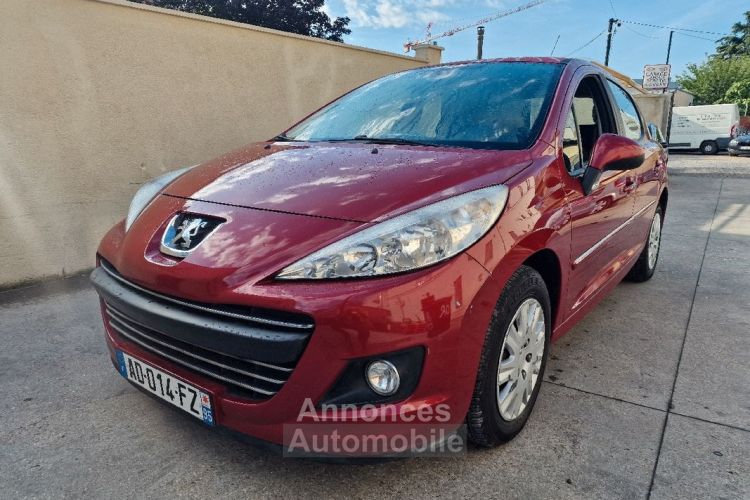 Peugeot 207 premium 1.4 essence 95ch garantie - <small></small> 4.450 € <small>TTC</small> - #1