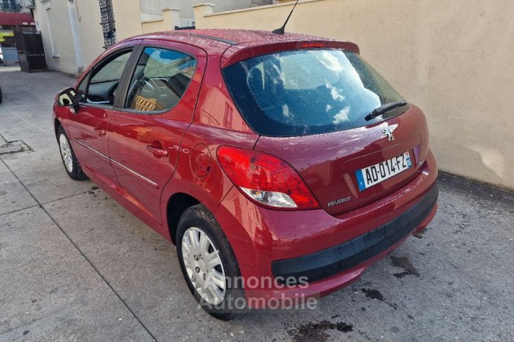 Peugeot 207 premium 1.4 essence 95ch garantie - <small></small> 4.450 € <small>TTC</small> - #3