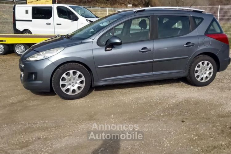 Peugeot 207 SW HDI 92 CV 1 ere MAIN (belbex auto AYOLET) - <small></small> 5.990 € <small>TTC</small> - #1