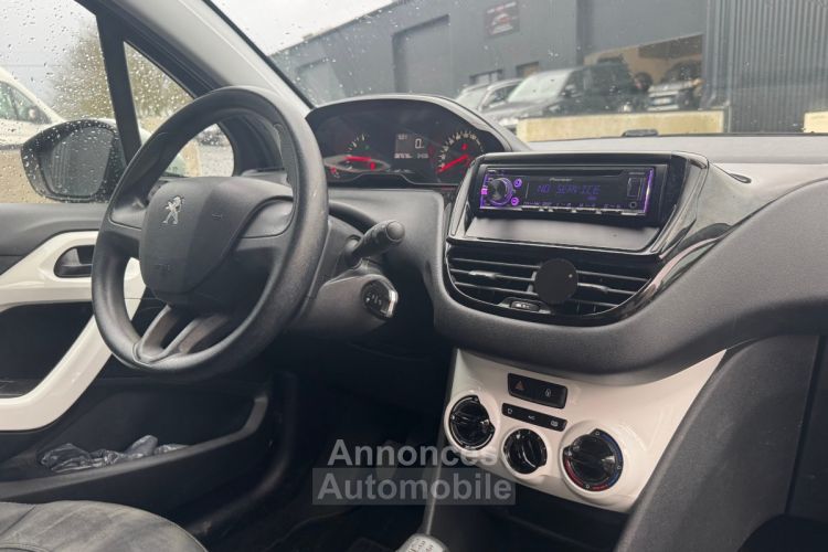 Peugeot 208  1.0 VTi Like 3p - <small></small> 6.490 € <small>TTC</small> - #19