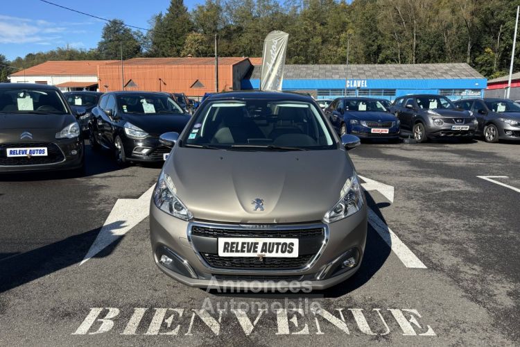 Peugeot 208  1.2 PureTech 110ch Féline S&S EAT6 5p - <small></small> 9.990 € <small>TTC</small> - #1