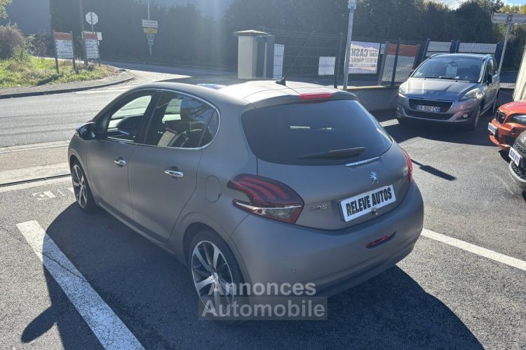 Peugeot 208  1.2 PureTech 110ch Féline S&S EAT6 5p - <small></small> 9.990 € <small>TTC</small> - #5