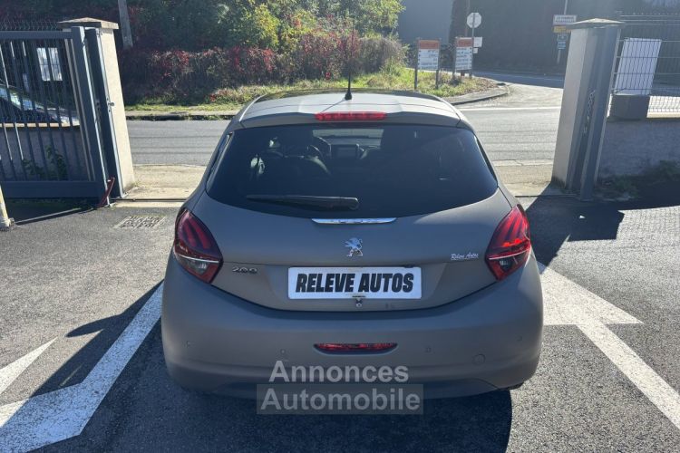 Peugeot 208  1.2 PureTech 110ch Féline S&S EAT6 5p - <small></small> 9.990 € <small>TTC</small> - #6