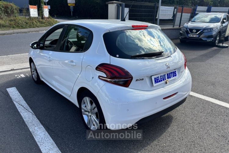 Peugeot 208  1.2 PureTech 82ch Style 5p - <small></small> 7.990 € <small>TTC</small> - #5