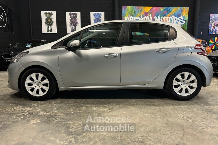 Peugeot 208 1.0 68 ch like - <small></small> 5.990 € <small>TTC</small> - #2