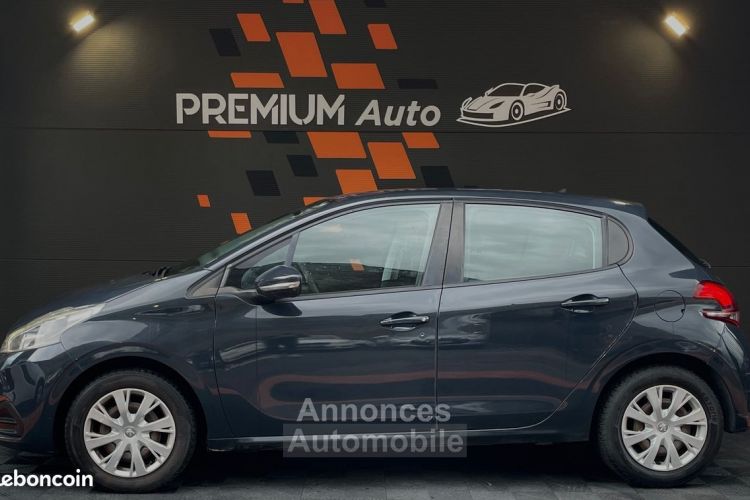 Peugeot 208 1.0 68Cv Confort Climatisation Automatique Régulateur et Limiteur de vitesse Crit'air 1 Ct Ok 2026 - <small></small> 4.990 € <small>TTC</small> - #2