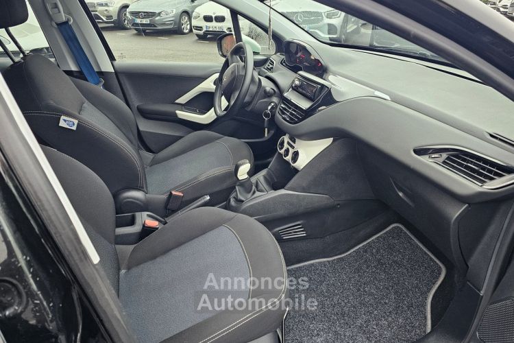 Peugeot 208 1.0 ptec 75007kms - <small></small> 6.990 € <small>TTC</small> - #8