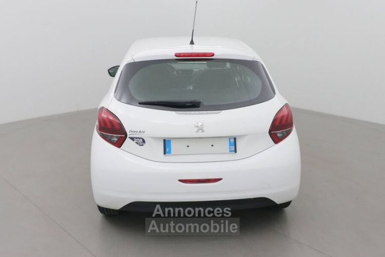 Peugeot 208 1.0 PureTech 68 LIKE 5p - <small></small> 7.990 € <small>TTC</small> - #21