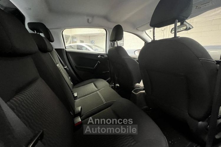 Peugeot 208 1.0 PURETECH ACTIVE 5P - <small></small> 6.490 € <small>TTC</small> - #12