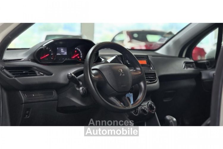 Peugeot 208 1.0 VTi 68 / 5 PLACES / REGULATEUR / IDEAL JEUNE CONDUCTEUR - <small></small> 7.290 € <small>TTC</small> - #7